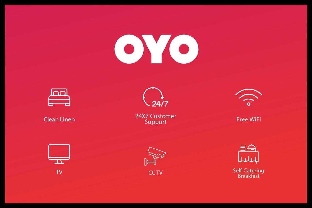 Oyo 35538 Hotel Risha Chandrapur Buitenkant foto
