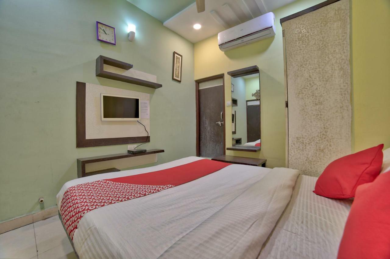 Oyo 35538 Hotel Risha Chandrapur Buitenkant foto