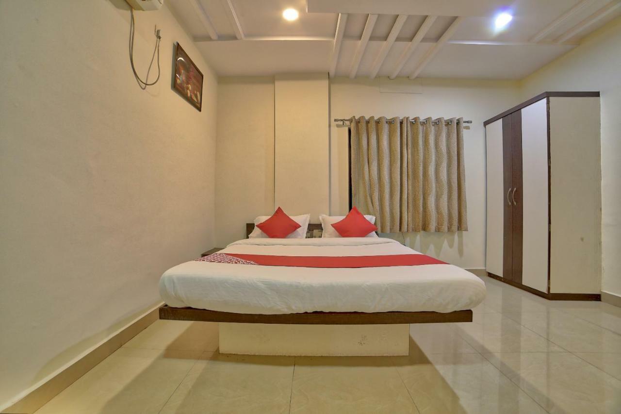 Oyo 35538 Hotel Risha Chandrapur Buitenkant foto